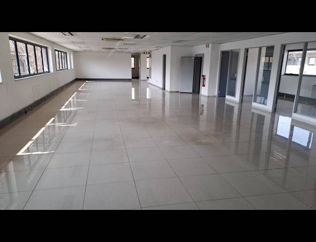 BUSINESS PROPERTY TO RENT IN RANDJESPARK